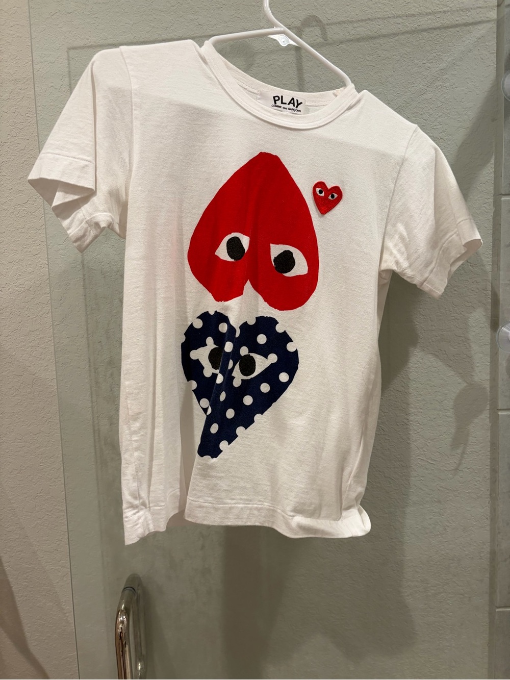 PLAY Comme des Garçons Double Heart Tee – Women’s S – White Red Navy Polka Dot